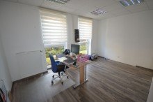 B�roraum Gro�z�gige B�roimmobilie Erkelenz (Gewerbegebiet GIPCO) zu vermieten!