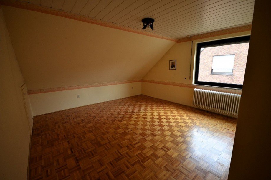 OG Elternzimmer Doppelhaush�lfte Hückelhoven-Schaufenberg