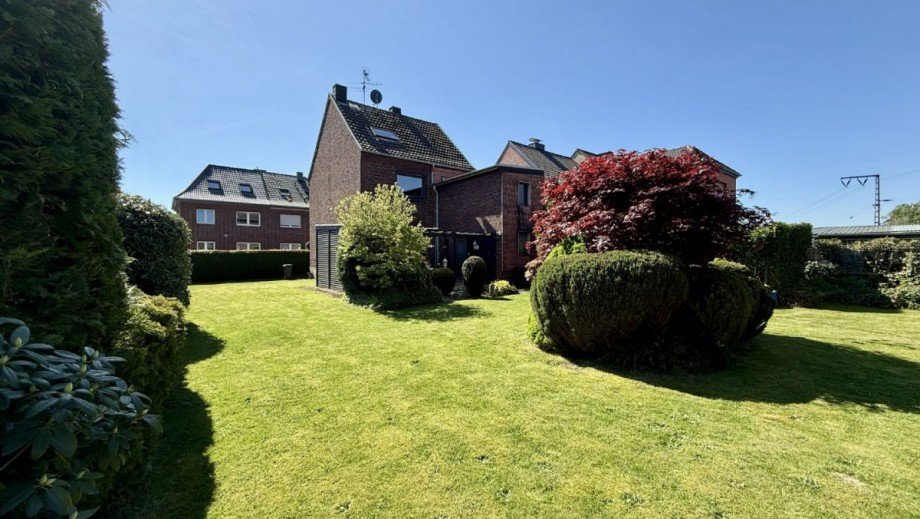 Gartenbereich Bild 1 Einfamilienhaus Mönchengladbach-Wickrath