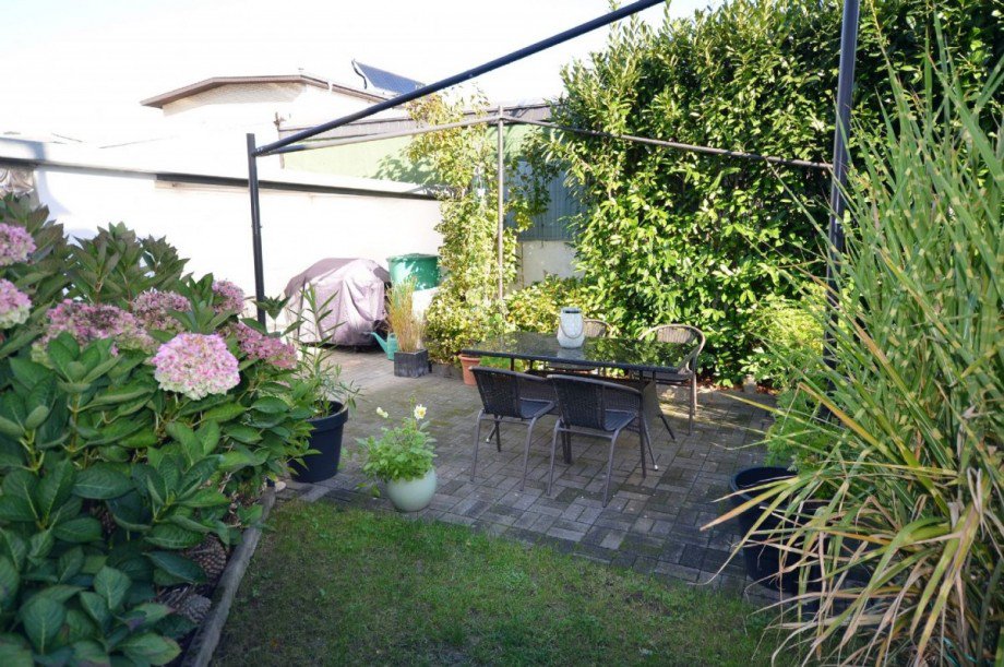 Au�enbereich Bild 3 Einfamilienhaus M�nchengladbach