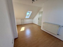 DG - Zimmer 2 Großes Einfamilienhaus mit Garten und Doppelgarage am Ortsrand von Erkelenz-Kückhoven