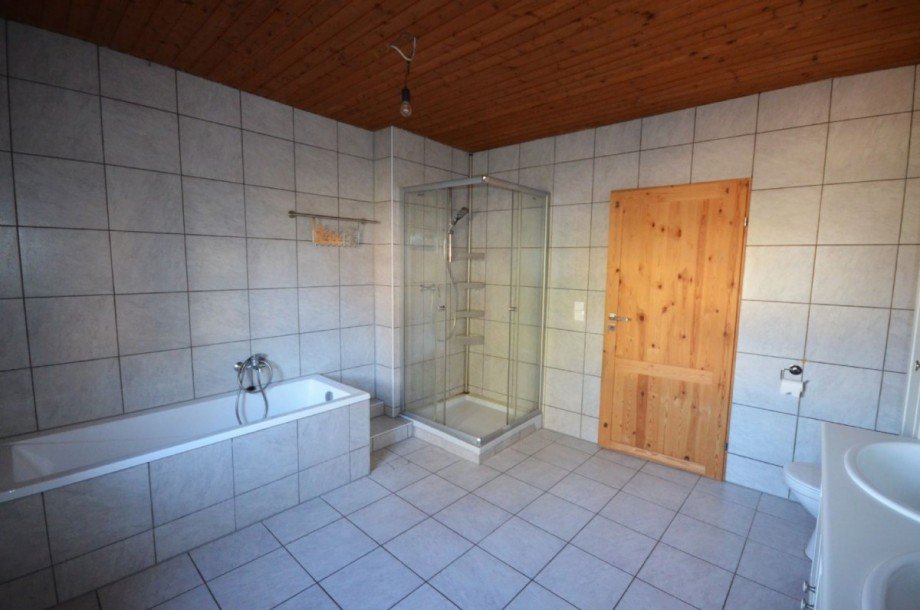 OG Bad Bild 1 Einfamilienhaus Hückelhoven-Ratheim