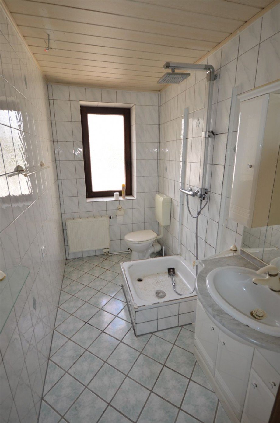 Badezimmer OG Reihenmittelhaus H�ckelhoven-Brachelen