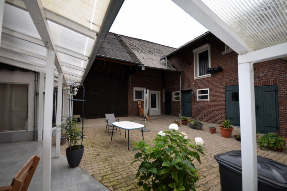 Innenhof Bild 1 Einfamilienhaus Hückelhoven-Ratheim