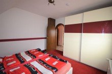 Schlafzimmer Bild 1 DG Kapitalanlage - Mehrfamilienhaus mit Ladenlokal in zentraler Lage von H�ckelhoven