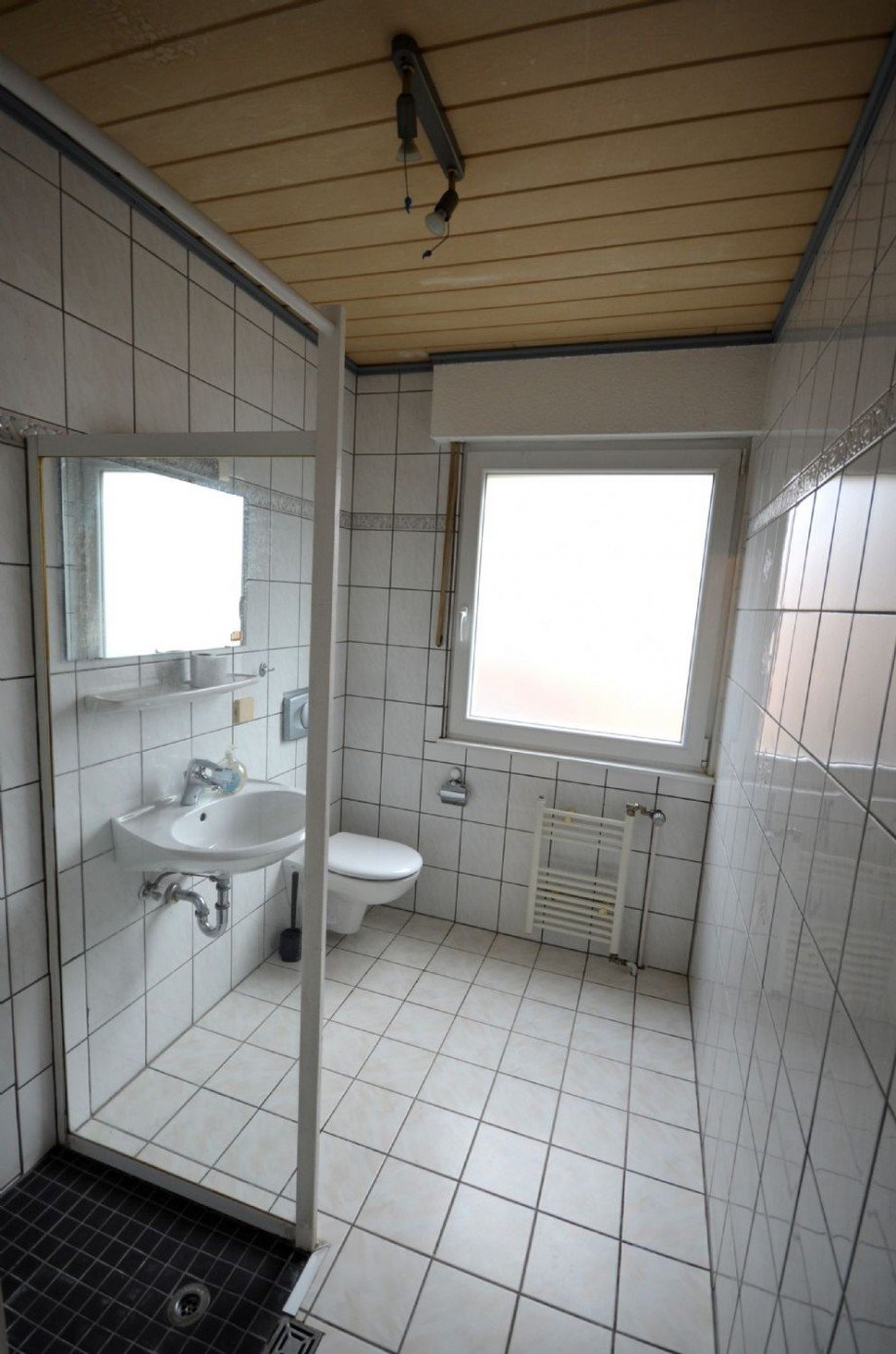 Gäste-WC mit Dusche EG Einfamilienhaus Erkelenz-Gerderath