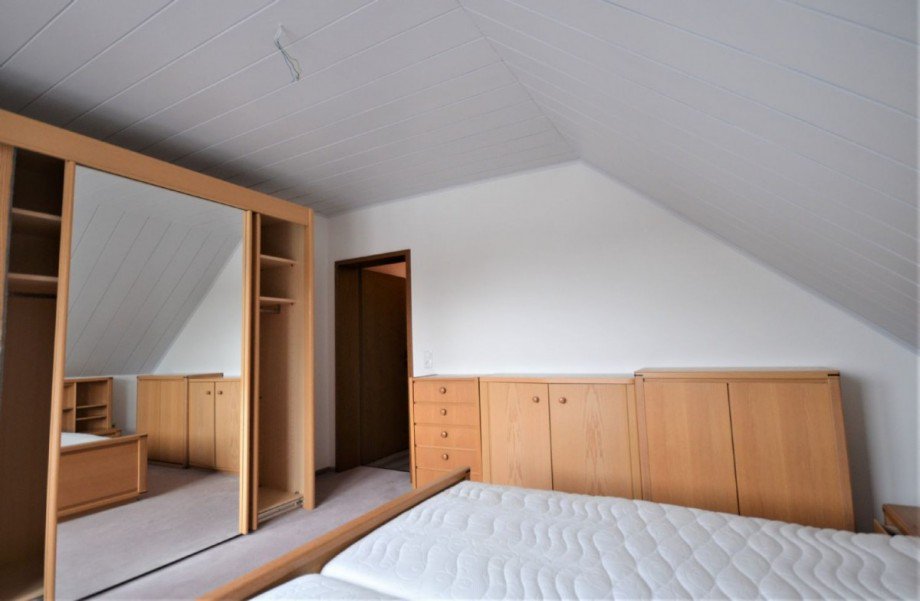Schlafzimmer Bild 2 Etagenwohnung H�ckelhoven-Ratheim