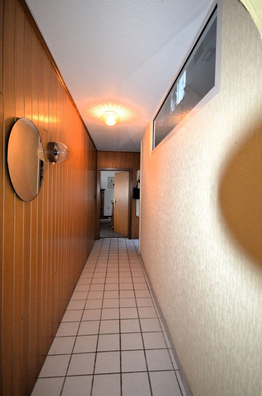 Flur zur Wohnung im EG Zweifamilienhaus Heinsberg-Porselen