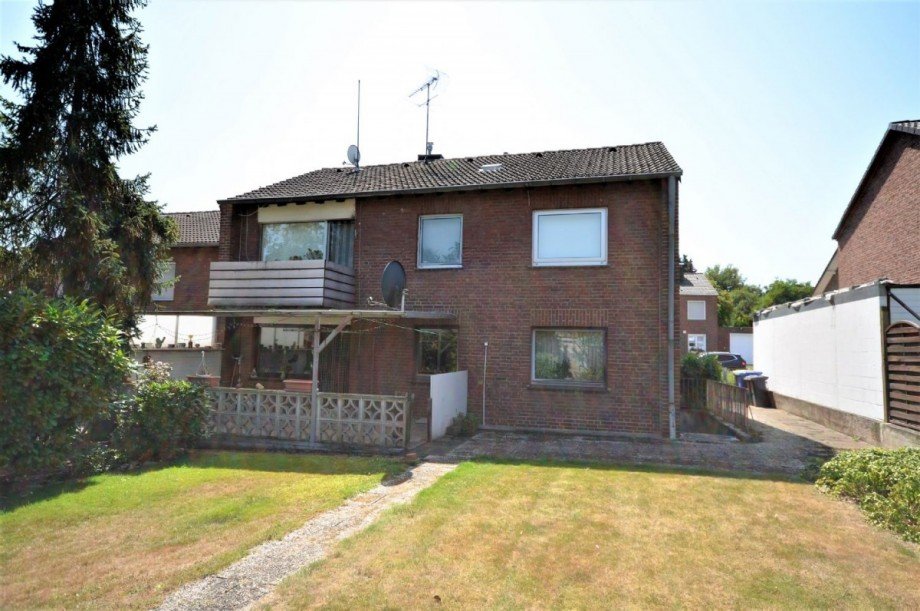 Rückansicht Etagenwohnung Hückelhoven-Ratheim