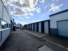 Außenansicht - Zufahrt Großzügiges, modernes Einfamilienhaus mit zusätzlicher Gewerbefläche in Hückelhoven-Ratheim