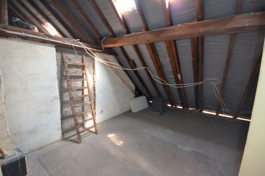 DG Speicherraum Reihenmittelhaus H�ckelhoven-Brachelen