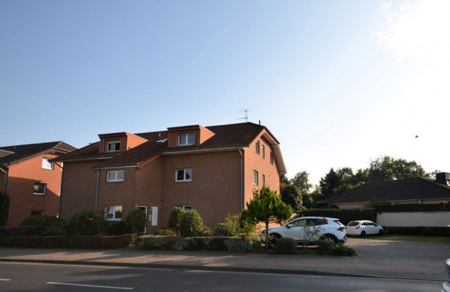 Front Mehrfamilienhaus Wassenberg