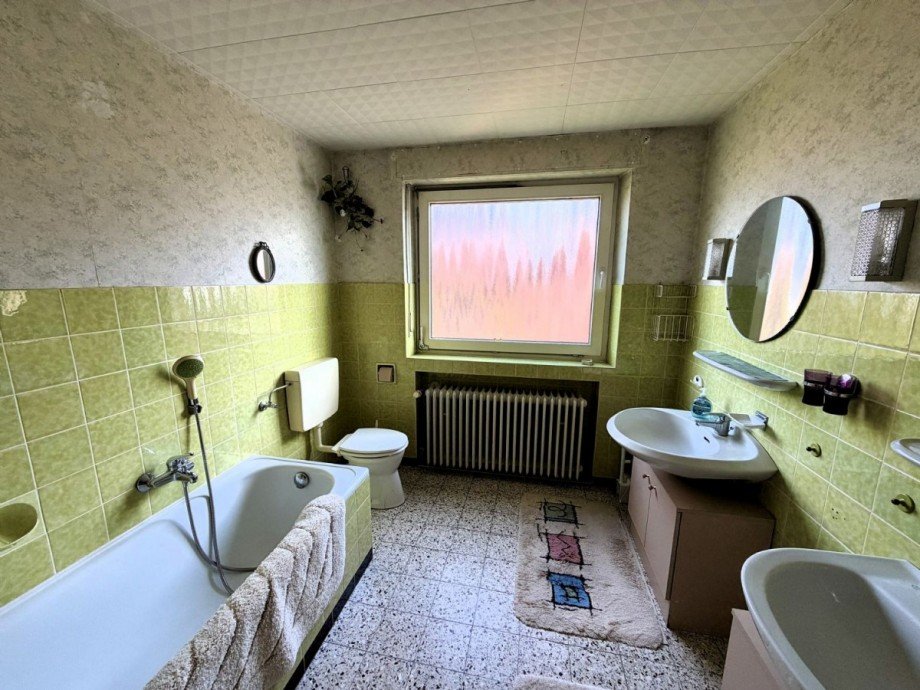 OG Badezimmer Bild 1 Einfamilienhaus Hückelhoven