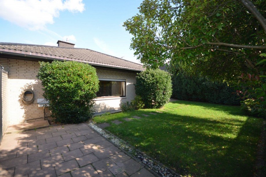 Au�enbereich Bild 2 Bungalow M�nchengladbach-Wickrathberg