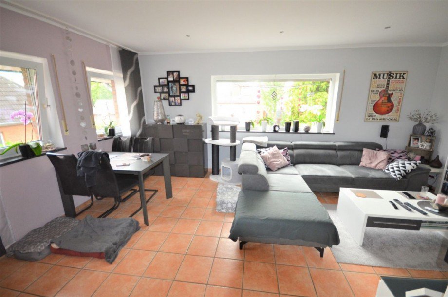 Haus 2 / Wohneinheit 2 - Wohn-/Essbereich Bild 1 Mehrfamilienhaus H�ckelhoven-Baal