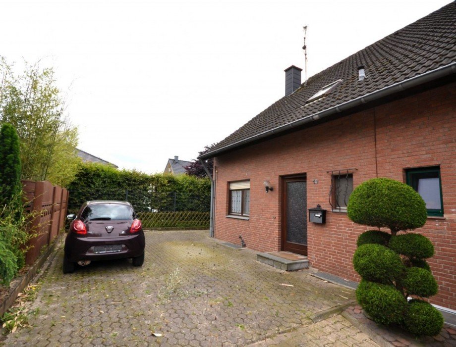 Front Bild 3 Doppelhaush�lfte Hückelhoven-Ratheim