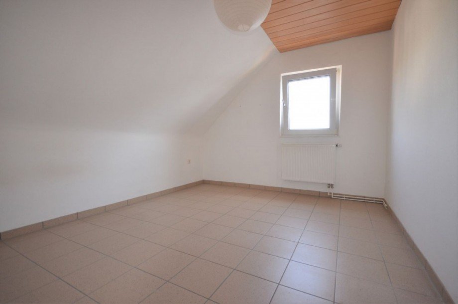 DG links - Schlafzimmer Mehrfamilienhaus Heinsberg