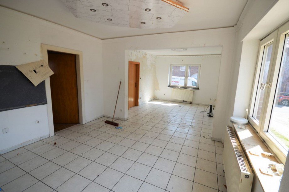 EG Wohn-/Essbereich (K�che m�glich) Einfamilienhaus H�ckelhoven-Hilfarth