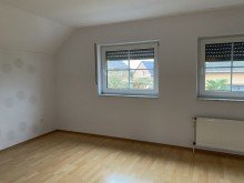 Zimmer 1 OG Moderne Doppelhaush�lfte mit Keller und Garage in Heinsberg-Karken