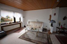 EG Wohn-/Essbereich Bild 1 Modernisierungsbedürftiges Reihenmittelhaus in Mönchengladbach - Lürrip