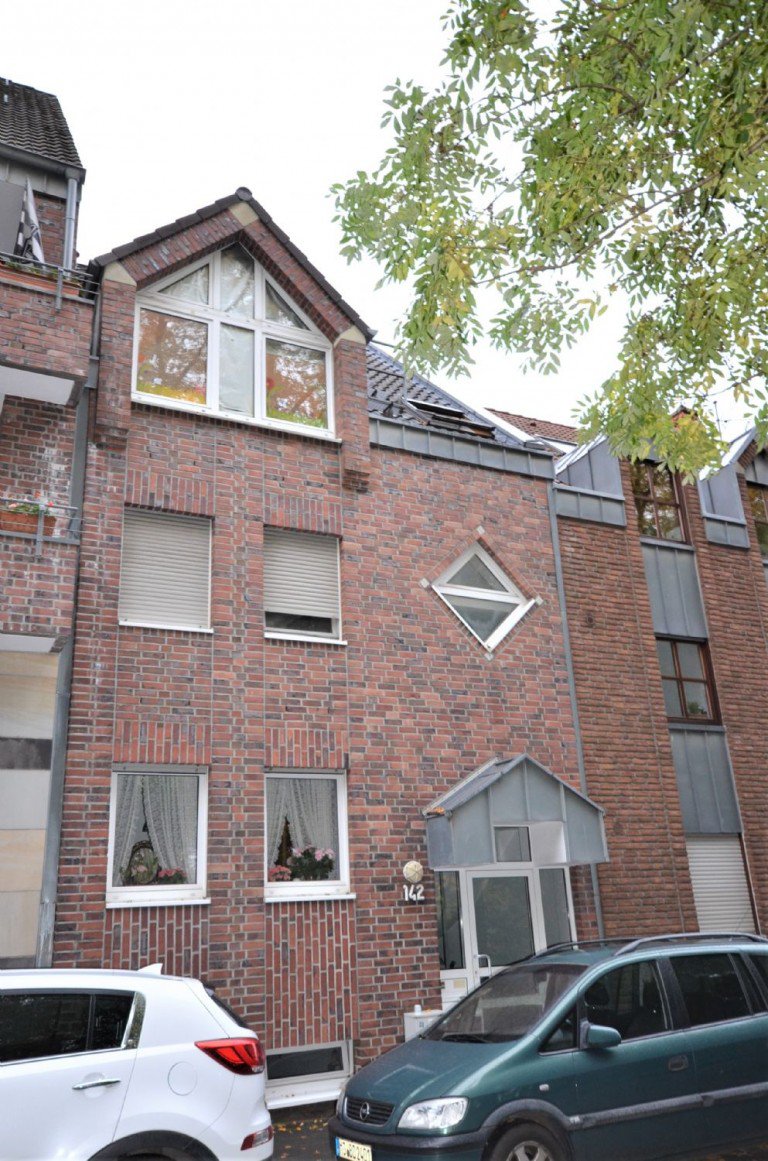 Front M�nchengladbach-Wickrath Maisonettewohnung Gepflegte Maisonette-Wohnung mit Balkon und Garage in M�nchengladbach-Wickrath