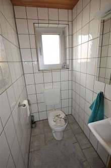 G�ste-WC Modernisiertes Reihenmittelhaus mit Garage in ruhiger Wohnlage in Wassenberg-Myhl