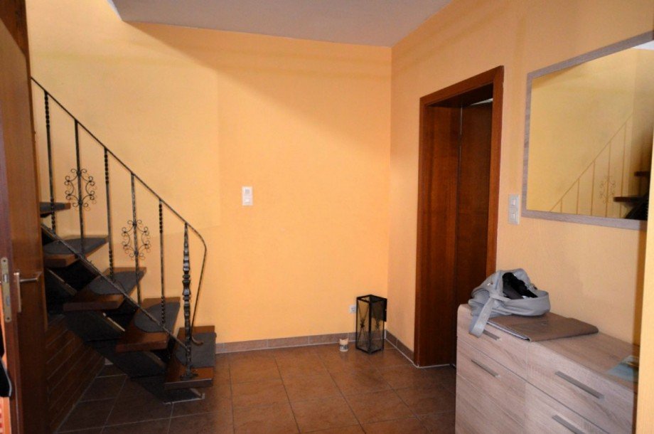 Diele Bild 2 Einfamilienhaus H�ckelhoven-Schaufenberg
