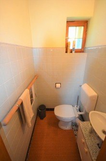 G�ste-WC Sanierungsbed�rftiges Reiheneckhaus in ruhiger Wohnlage von H�ckelhoven-Ratheim