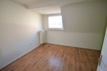 Wohnung DG, Zimmer 4 Kapitalanlage ? Wohn-/und Gesch�ftshaus in zentraler Lage von H�ckelhoven