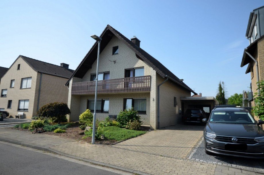 Front Bild 1 Einfamilienhaus Hückelhoven-Hilfarth