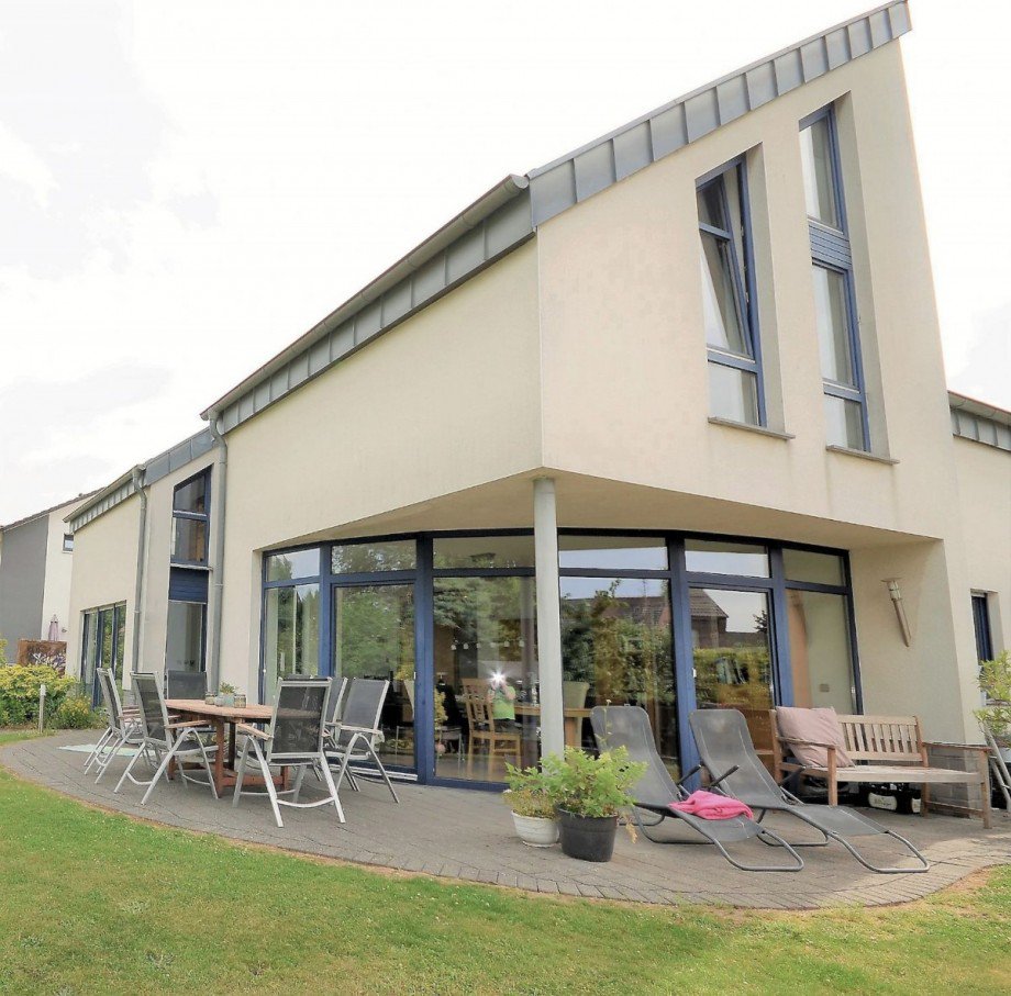 Au�enbereich Bild 2 Einfamilienhaus H�ckelhoven