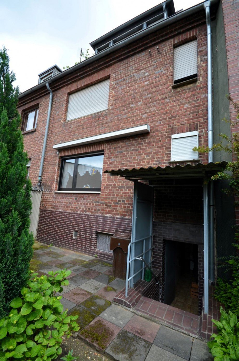Außenbereich BIld 2 Reihenmittelhaus Mönchengladbach