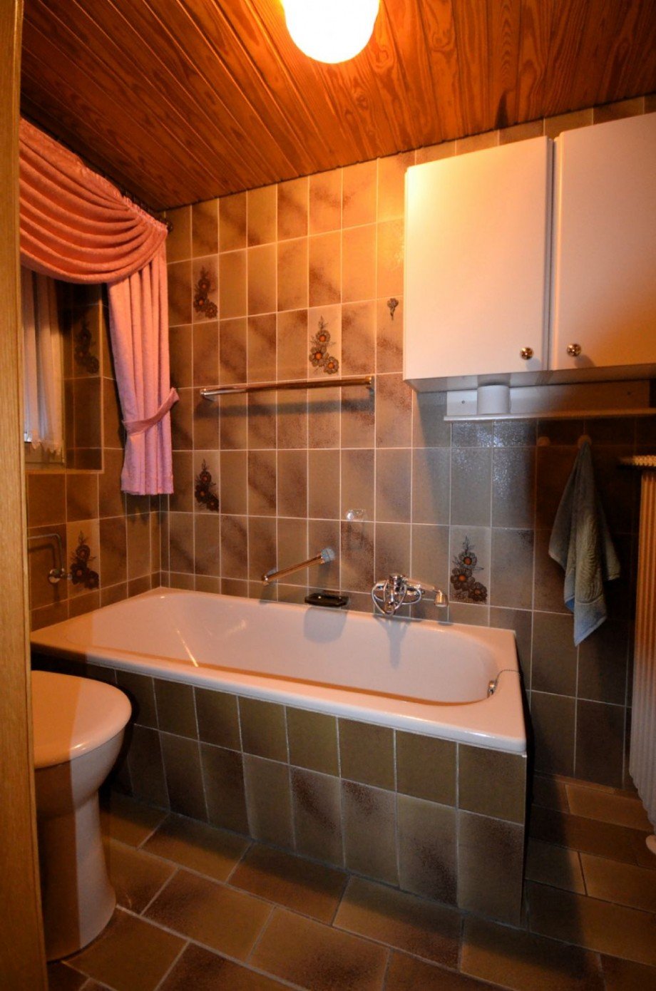 EG Badezimmer Bild 1 Reihenmittelhaus Hückelhoven-Ratheim