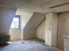 Zimmer DG Bild 2 Sanierungsbedürftiges Zuhause mit Garten in Hückelhoven-Baal