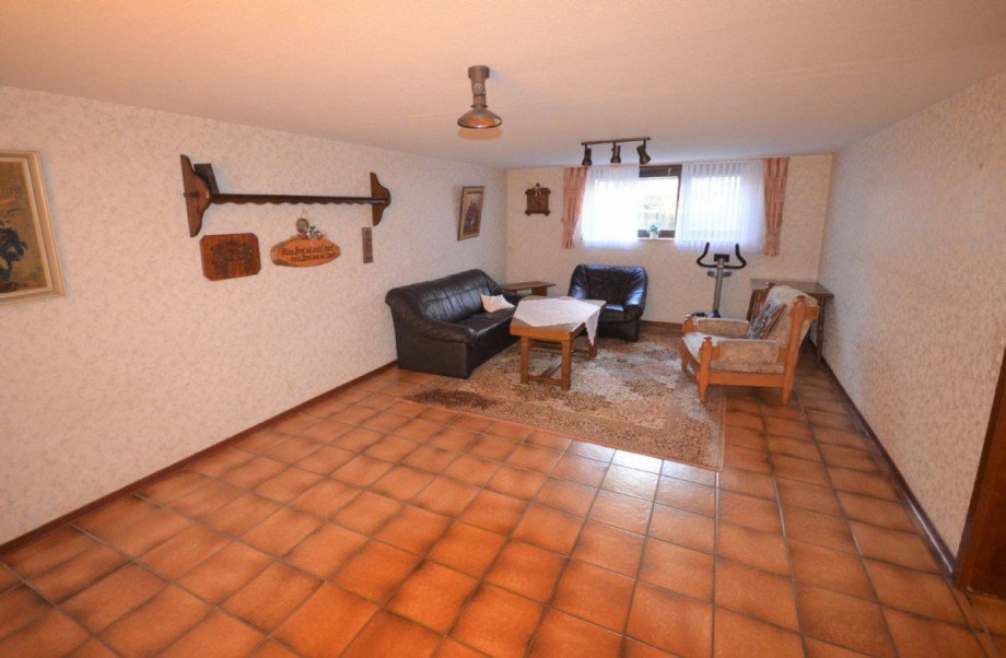 Zimmer 1 KG Bungalow H�ckelhoven-Ratheim