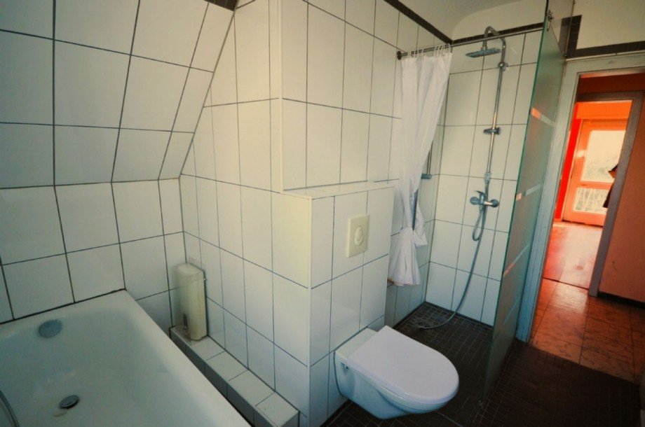 Bad Bild 3 Einfamilienhaus Hückelhoven-Kleingladbach