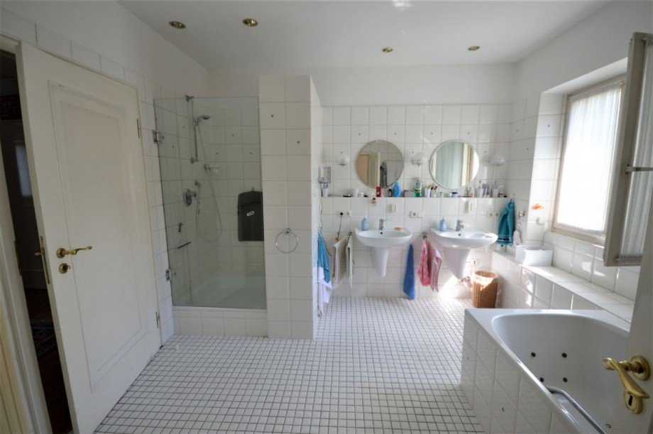 Badezimmer OG Einfamilienhaus Erkelenz
