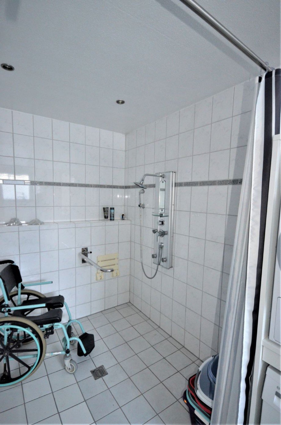 Bad EG barrierefrei Bild 1 Einfamilienhaus M�nchengladbach