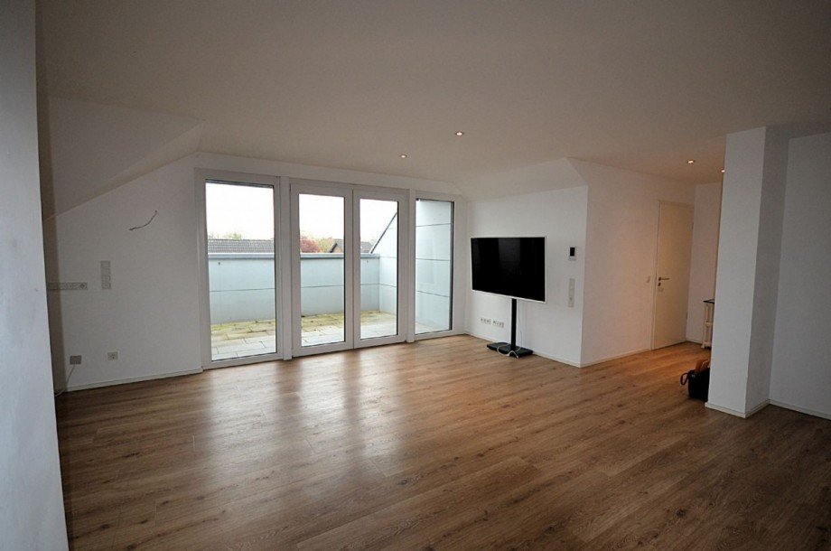 Wohn-Essbereich mit offener Küche Bild 3 Dachgeschosswohnung Wassenberg-Orsbeck