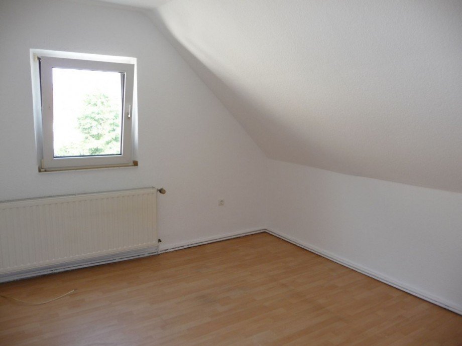 DG rechts - Wohnzimmer Mehrfamilienhaus Heinsberg