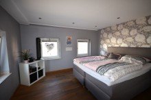 Schlafzimmer 1 Einfamilienhaus zur Miete mit Innenhof und PKW-Stellplatz in Hückelhoven-Ratheim