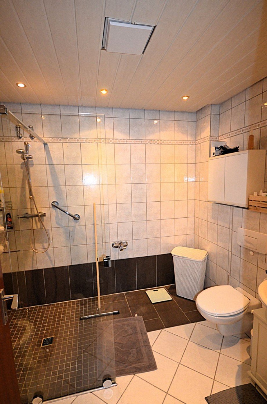 Wohnung EG: Bad Zweifamilienhaus Hückelhoven