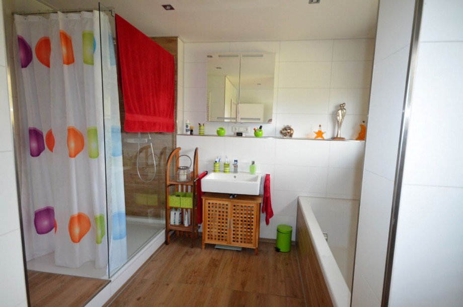Badezimmer Bild 2 Reihenmittelhaus H�ckelhoven