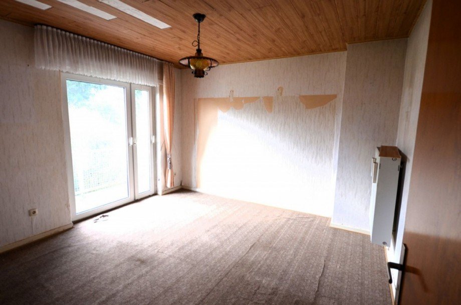 OG Zimmer 3 mit Zugang zum Balkon Doppelhaush�lfte Erkelenz