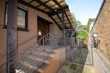 EIngangsbereich Einfamilienhaus mit Einliegerwohnung in H�ckelhoven-Schaufenberg