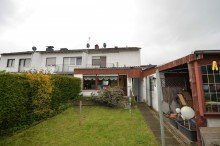 Au�enbereich Bild 3 Sanierungsbed�rftiges Reiheneckhaus in ruhiger Wohnlage von H�ckelhoven-Ratheim