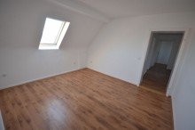 Wohnung DG, Zimmer 2 Kapitalanlage ? Wohn-/und Gesch�ftshaus in zentraler Lage von H�ckelhoven