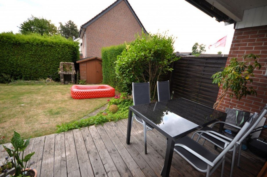 Außenbereich Bild 1 Zweifamilienhaus Hückelhoven