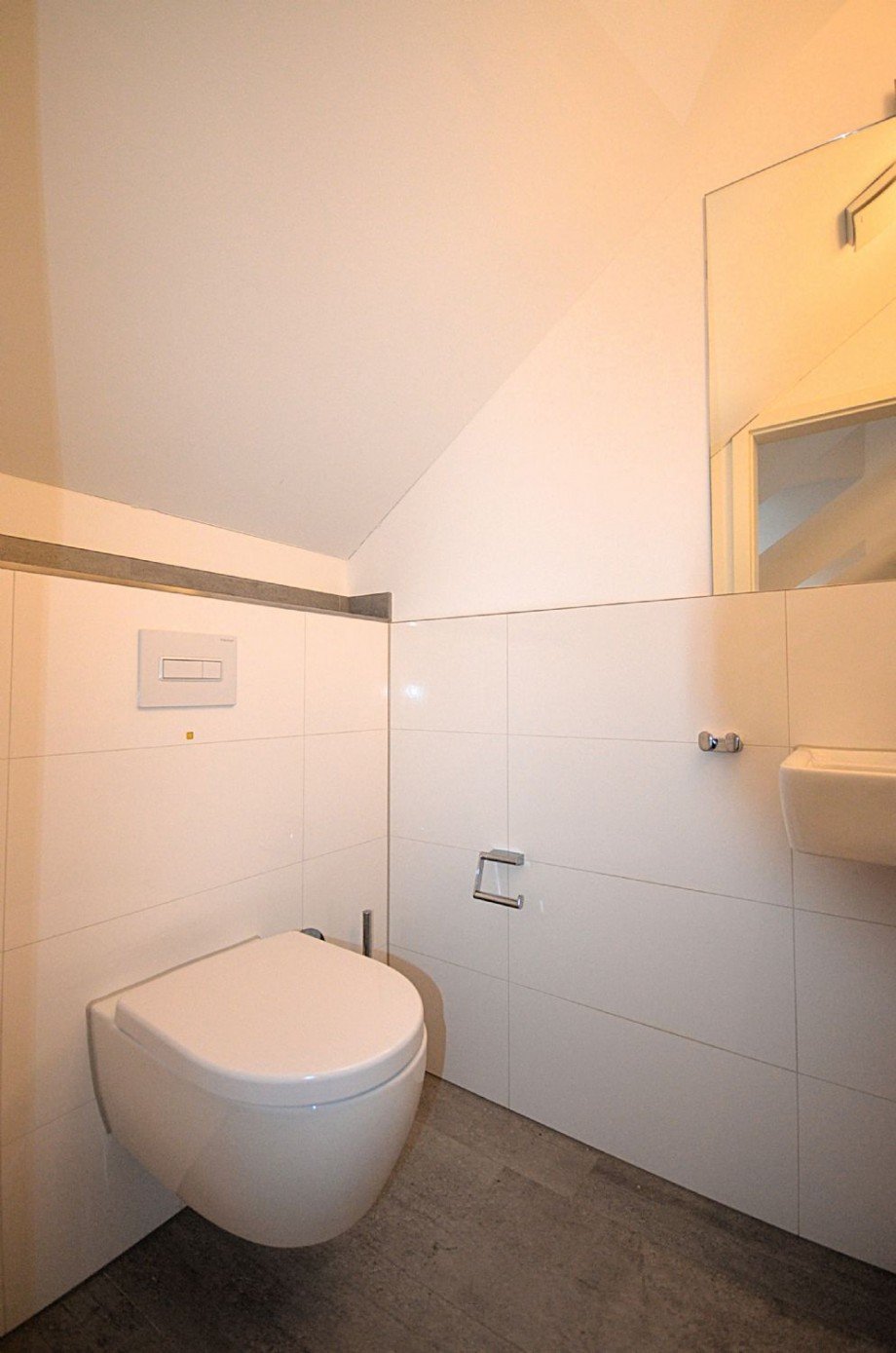 Gäste-WC Dachgeschosswohnung Wassenberg-Orsbeck
