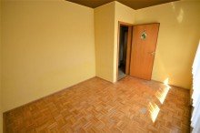 Zimmer 3 Individuelles und gro�z�giges EFH mit 3 Garagen in bester Lage von H�ckelhoven-Stadt